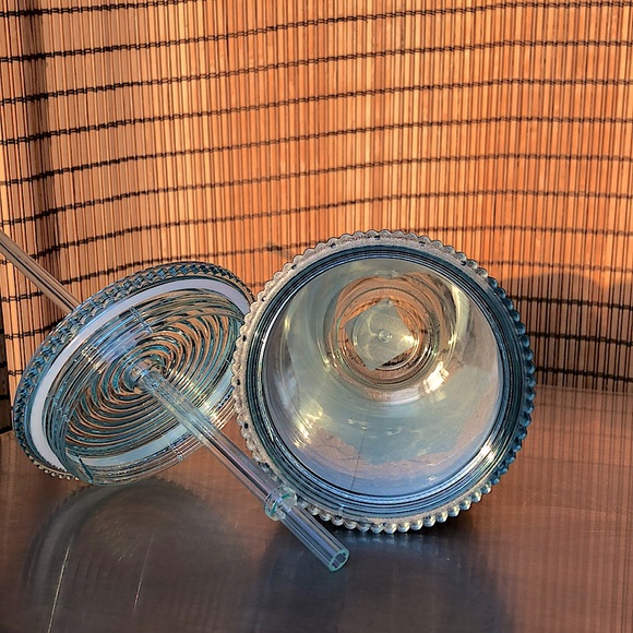 NEW STARBUCKS Holographic Rainbow 24oz. Venti Collectors Cold Cup - Picture 3 of 7